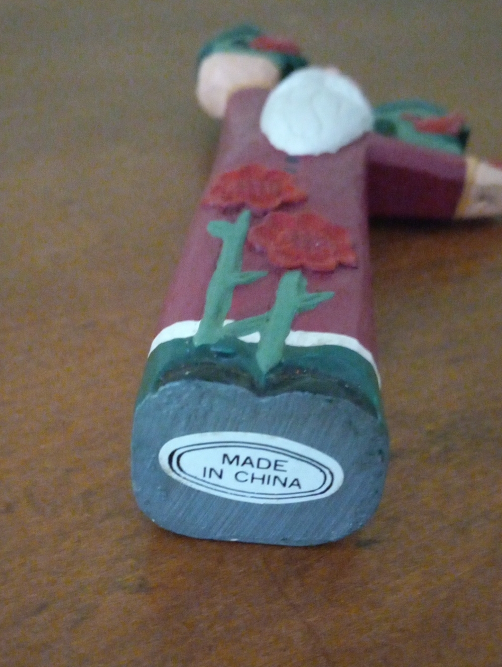 Midwest Cannon Falls Pencil Santa Figurine – Carved Wood Look with Birdhouses 6" - Picture 9 of 9